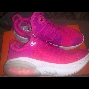 Womens nike joyride